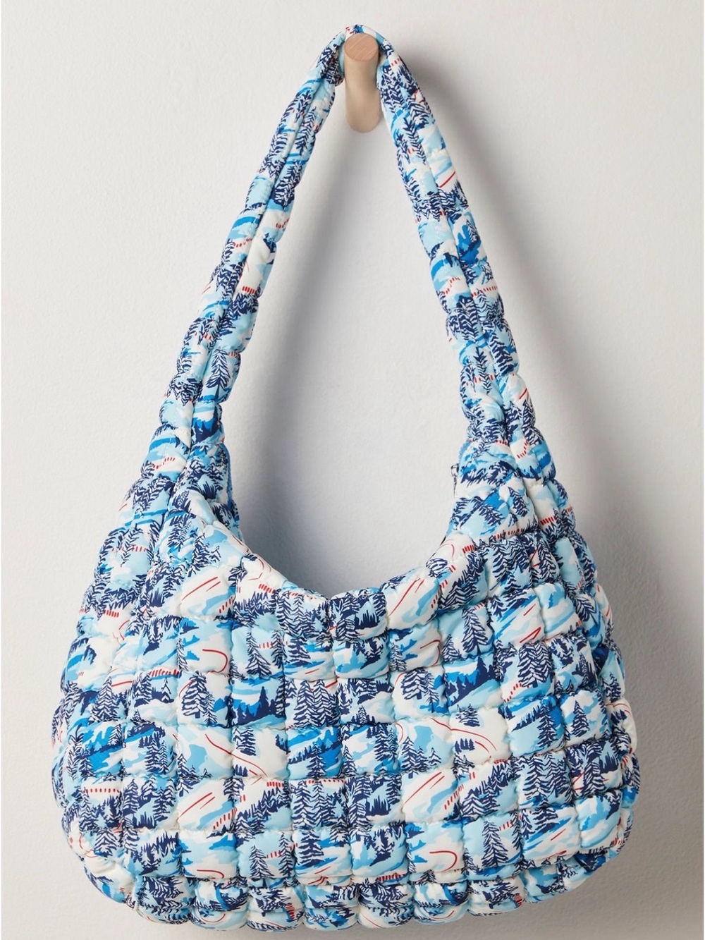 FP Movement Printed Quilted Carryall Bag in Alpine - NWT - Picture 2 of 4